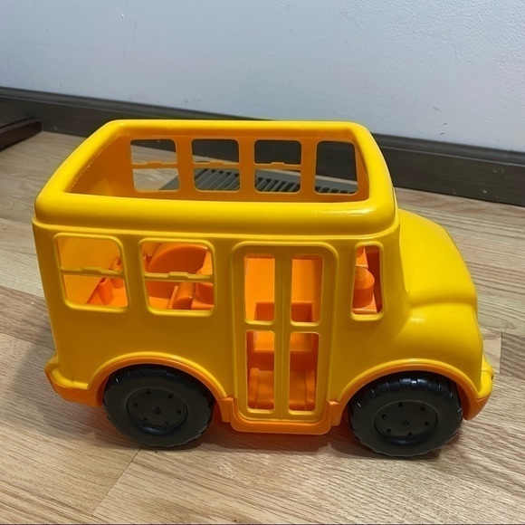 Mega Bloks School Bus Building Toy Large Yellow - Picture 2 of 6